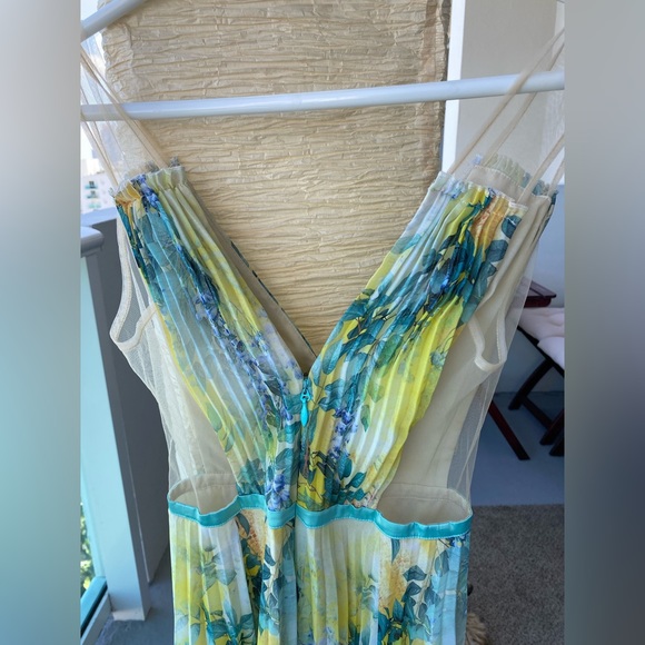 Bebe Dress High Low - Picture 9 of 13